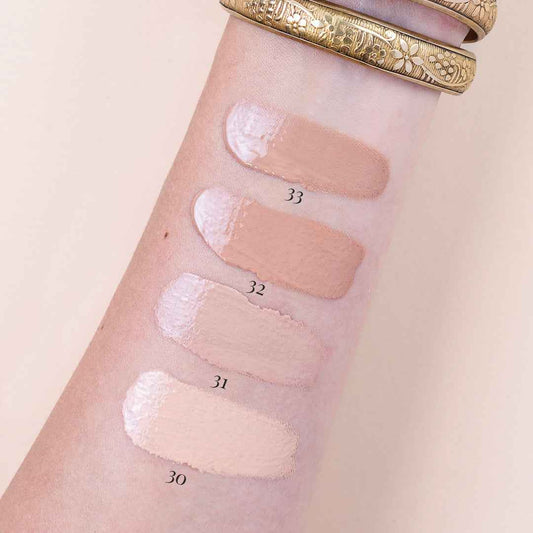 LIFTING EFFECT FOUNDATION Fondotinta perfezionante effetto anti-age con estratto di centella asiatica e vitamina E - Erboristeria Il Miglio Verde