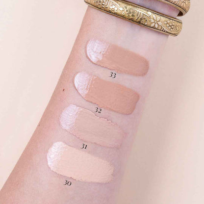 LIFTING EFFECT FOUNDATION Fondotinta perfezionante effetto anti-age con estratto di centella asiatica e vitamina E - Erboristeria Il Miglio Verde